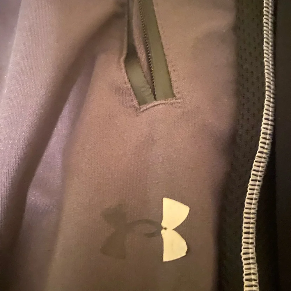 Bundle of 7 pairs of joggers and athletic wear pants - Picture 4 of 5